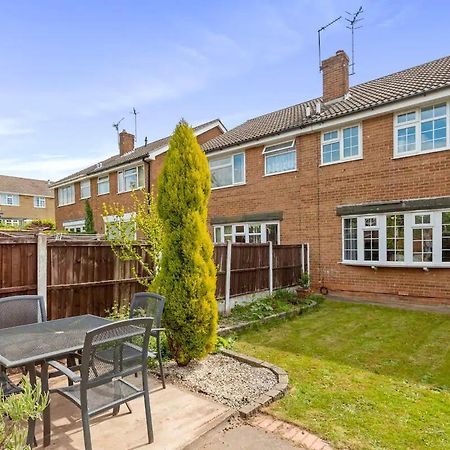 Bright & Spacious With Garden & Parking Nottingham Bagian luar foto